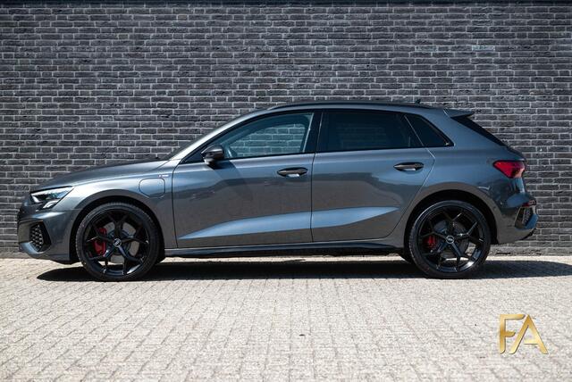 Audi A3 SPORTBACK 45 TFSI e S Line Competition 19Inch|Fullblack|RSSeats
