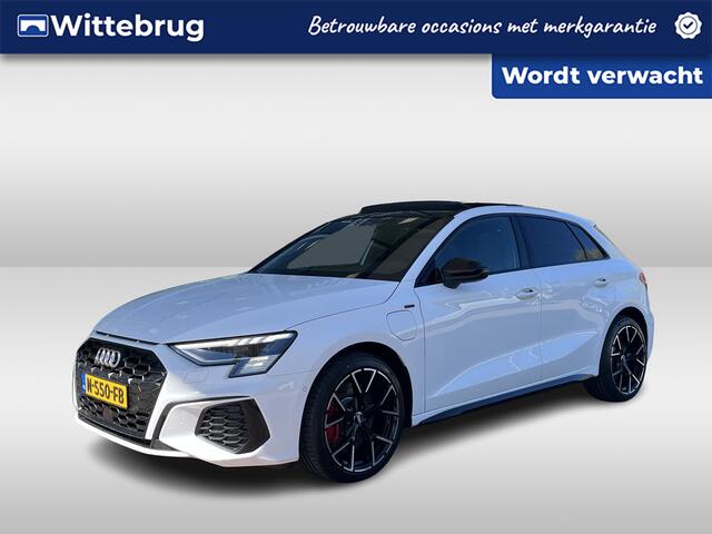 Audi A3 SPORTBACK 45 TFSI 245pk S edition Competition / Panorama dak / Matrix LED / Bang & Olufsen / Lederen bekleding / LMV 18'' / App Connect TRANS