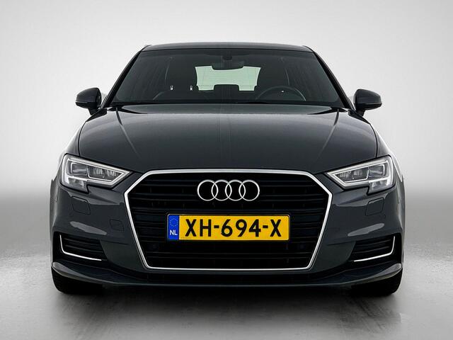Audi A3 SPORTBACK 35 TFSI CoD Design / PDC / Carplay / Automaat / Lmv / bi-Xenon / Apk 11-2026