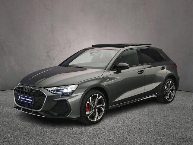 Audi A3 SPORTBACK 45 TFSI e S edition Competition | Panorama Dak | Adaptieve Cruise | Apple/Android Play | Ambiance Plus Verlichting | Camera | Matrix LED | Interieur-pakket | Optie-pakket | Navigatie-pakket | LED-lichtpakket | Assistentie Pakket |