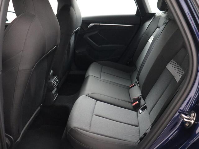 Audi A3 SPORTBACK 30 TFSI Advanced edition | LED | Cruise Control | Navigatie!
