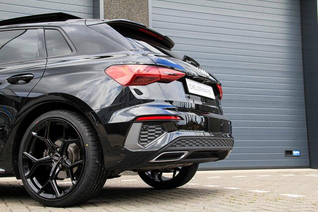 Audi A3 SPORTBACK 40 TFSI quattro Advance Sport | S line | Panorama dak | Full LED | Black on Black | Stoelverwarming | Achteruitrijcamera
