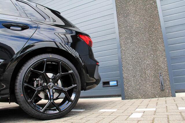 Audi A3 SPORTBACK 40 TFSI quattro Advance Sport | S line | Panorama dak | Full LED | Black on Black | Stoelverwarming | Achteruitrijcamera