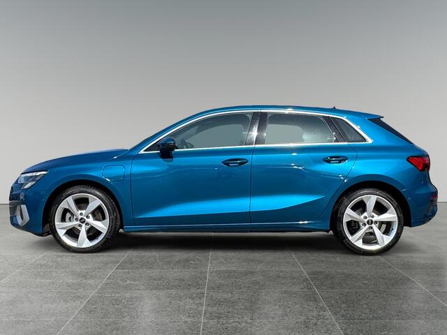 Audi A3 SPORTBACK 40 204pk TFSI e Advanced edition Parkeerassistent | Adaptive cruise control | Audi virtual cockpit plus