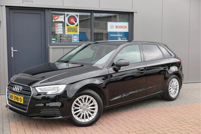 Audi A3 SPORTBACK 1.4 TFSI CoD 110kw 150PK S-tronic Xenon ,Trekhaak , LMV, Stuurwiel multifunctioneel, etc. APK tot 05-2027