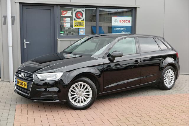 Audi A3 SPORTBACK 1.4 TFSI CoD 110kw 150PK S-tronic Xenon ,Trekhaak , LMV, Stuurwiel multifunctioneel, etc. APK tot 05-2027