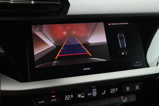 Audi A3 SPORTBACK 45 TFSI e 245pk S edition Competition Camera Keyless Virtual Cockpit Navigatie S-Line