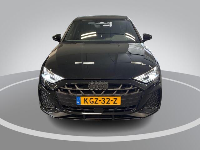 Audi A3 SPORTBACK 30 TFSI 115pk S-tronic S edition · Apple/Android Car Play · Park Assist · Leder Interieur · P-Sensoren · 18'' Inch · Garantie t/m 06-05-2030 of 100.000km