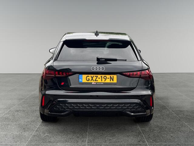 Audi A3 SPORTBACK 35 150pk TFSI S edition Sonos premium 3D | Audi drive select | Parkeersensoren voor & achter
