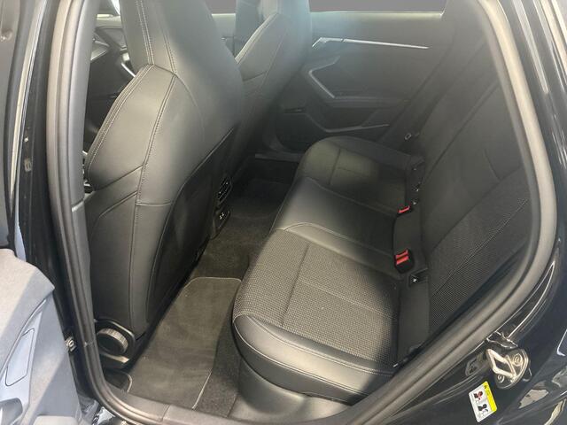 Audi A3 SPORTBACK 45 TFSIe 272pk S-Tronic S Edition Competition · Panoramadak · Camera · SONOS Sound · Head-Up Display · Dodehoeksensor · Matrix LED · Garantie t/m 28-09-2030 of 100.000km
