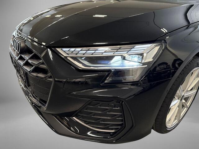 Audi A3 SPORTBACK 45 TFSIe 272pk S-tronic S edition Competition · Panoramadak · Sonos Audio · Camera · Head-Up · Apple/Android Car Play · 18'' Inch · Garantie t/m 28-09-2030 of 100.000km