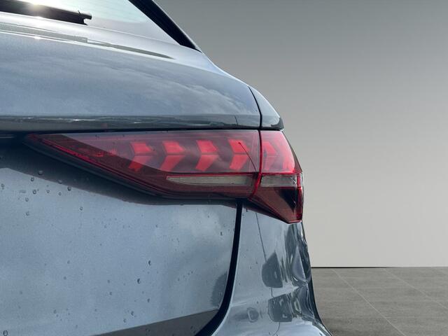 Audi A3 SPORTBACK 35 150pk TFSI S edition Elektrische achterklep | Stoelverwarming | Adaptive Cruise Control