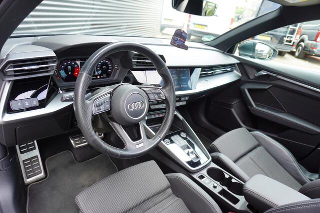 Audi A3 SPORTBACK 30 TFSI S edition ACC Apple Carplay Schuif-kanteldak Navigatie Elektrische kofferklep