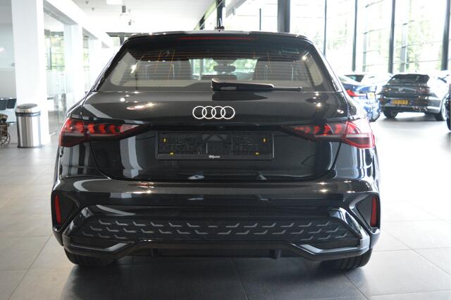 Audi A3 SPORTBACK 40 TFSI e 3X S-LINE navi camera led pdc 18 inch 204 pk !!