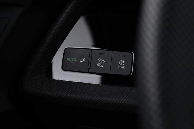 Audi A3 SPORTBACK 40 TFSI e S edition | Matrix LED | Apple CarPlay | Adapt. Cruise | Keyless | Camera | 18'' | Navi |