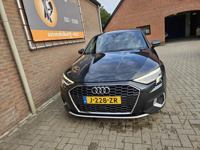 Audi A3 SPORTBACK 30 TFSI Business edition
