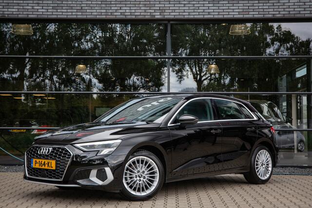 Audi A3 SPORTBACK 35 TFSI Advanced edition , Achteruitrijcamera, Apple Carplay, Navigatie, Cruise control,