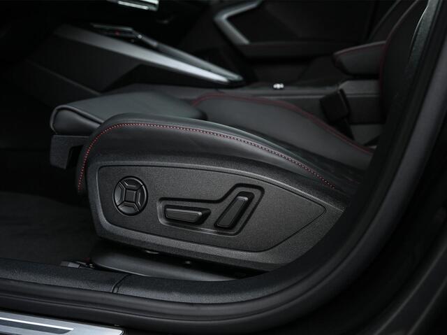 Audi A3 SPORTBACK 45 TFSI e S edition Competition | Panoramadak | 5 jr Garantie | HUD | Sonos Sound | Camera | Ambiance interieur | Active Cruise | S-Seats + Memory | Stoelverwarming | Keyless |