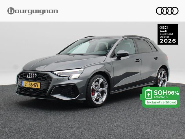 Audi A3 SPORTBACK 45 TFSi e 245 Pk S-Line Competition | Adaptive Cruise | Camera | Matrix LED | Stoelverwarming | CarPlay | 18 Inch | 86.591 Km !!