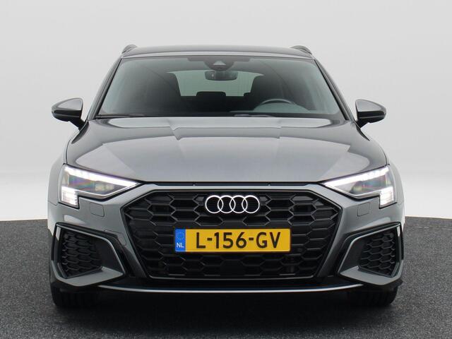 Audi A3 SPORTBACK 45 TFSi e 245 Pk S-Line Competition | Adaptive Cruise | Camera | Matrix LED | Stoelverwarming | CarPlay | 18 Inch | 86.591 Km !!