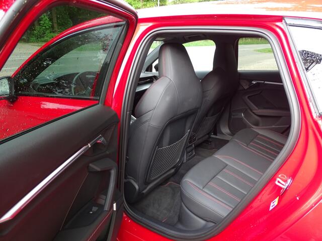 Audi A3 SPORTBACK 45 TFSI e S ed. Comp PANO DAK VOL OPTIES 1e eig