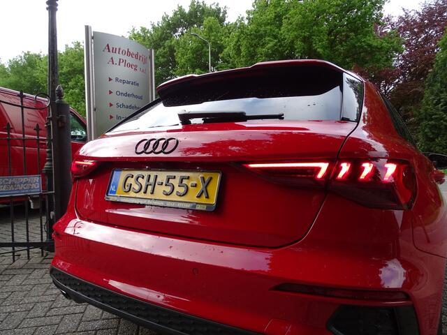 Audi A3 SPORTBACK 45 TFSI e S ed. Comp PANO DAK VOL OPTIES 1e eig