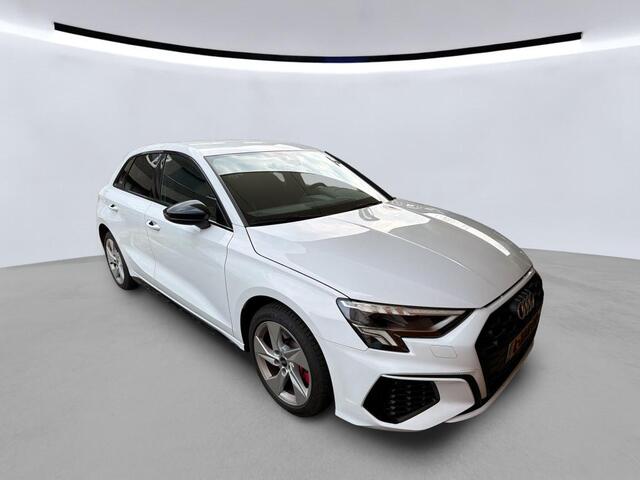 Audi A3 SPORTBACK 45 TFSI e S edition Competition / AUTOMAAT/ DIGITAL DASH/ NAVI/ CRUISE/ CLIMATE/ PARK. SENSOREN/ 17" LMV