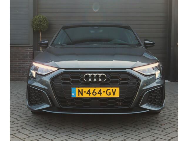 Audi A3 SPORTBACK 45 TFSI e S edition Competition | Pano | ACC | Stoelverwarming