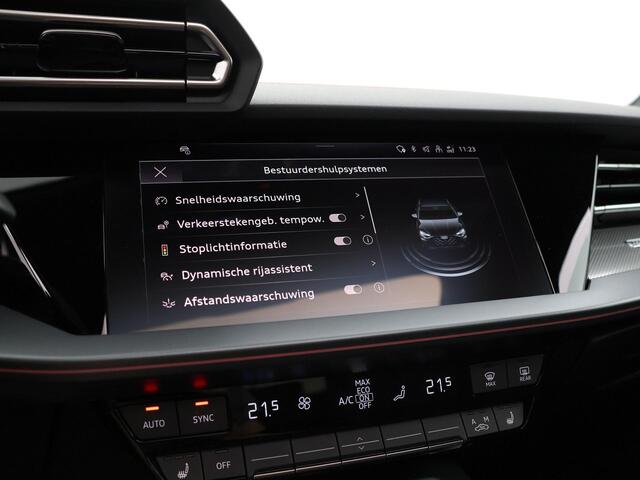 Audi A3 SPORTBACK 45 TFSIe 272pk S-tronic S edition Competition · Panoramadak · Camera · Elek. Bestuurdersstoel · Apple/Android Car Play · Leder/ Alcantara · Zwart Optiek · 18'' Inch · Garantie t/m 10-12-2030 of 100.000km