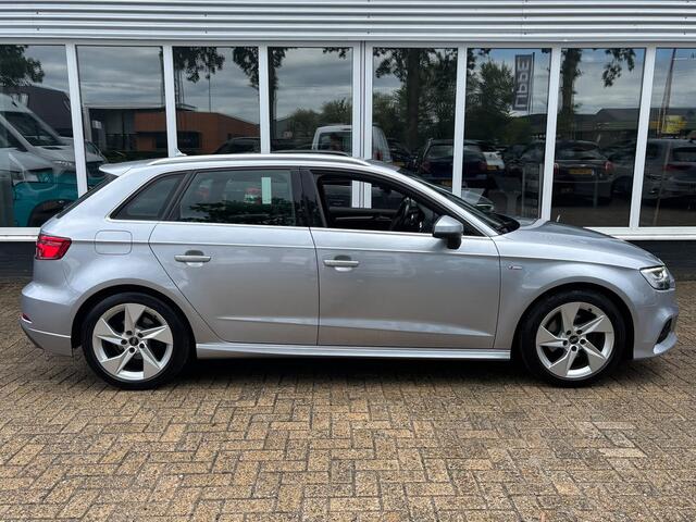 Audi A3 SPORTBACK 1.5 TFSI CoD Sport S Line Edition | Trekhaak | Sfeerverlichting | Parkeersensoren | Bluetooth