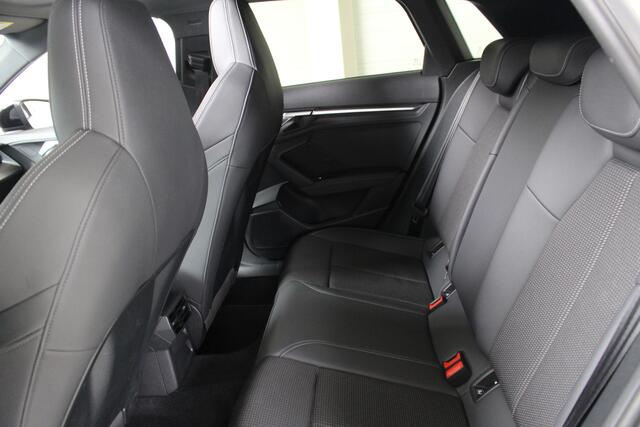 Audi A3 SPORTBACK 30 TFSI S-Line S-Tronic Navigatie | Panoramadak | Sportstuur | Led