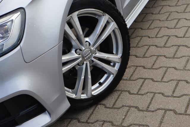 Audi A3 SPORTBACK 1.0 TFSI S-Line | LED | 18 Inch | Carplay |