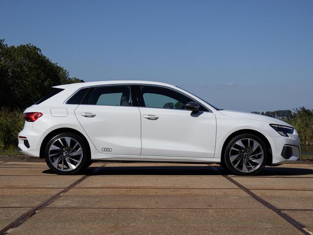 Audi A3 SPORTBACK 35 TFSI edition one Matrix LED S-line 18"