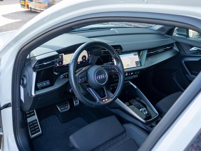 Audi A3 SPORTBACK 35 TFSI edition one Matrix LED S-line 18"
