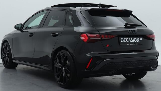 Audi A3 SPORTBACK 35 TFSI 150PK S edition | Leder | Panoramadak | PDC v+a | Comfortsleutel | 19" LMV | 60