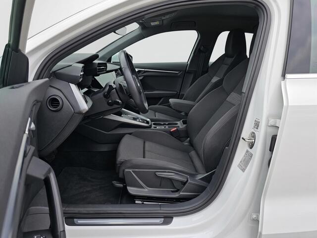 Audi A3 SPORTBACK 30 TFSI Advanced edition 110PK S-tronic | Clima | Achteruitrijcamera | Sportstoelen |