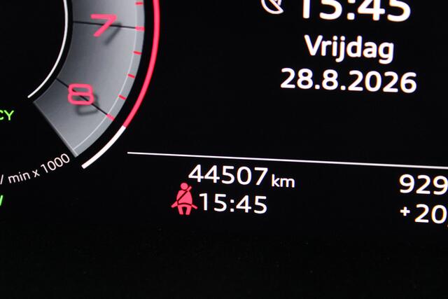 Audi A3 SPORTBACK 45 TFSI e S edition Competition | Trekhaak | Digital cockpit