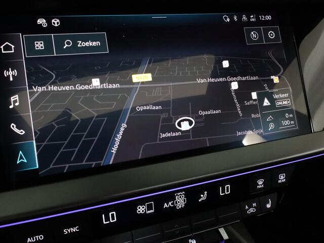Audi A3 SPORTBACK 30 TFSI S edition 110 pk S-tronic | Verlengde garantie | Navigatie | Panoramadak | Parkeersensoren (Park assist) | Achteruitrijcamera | Stoelverwarming | S-Line |