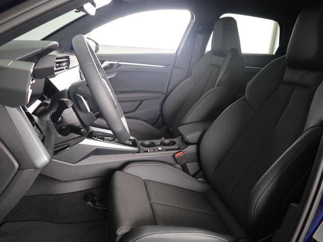 Audi A3 SPORTBACK S edition 40 TFSI e 204 pk | Assis.pak Driving+Parking plus | Warmtewerend glas donker tint | Ambient sfeerverlichting | Adaptive Cruise Control |