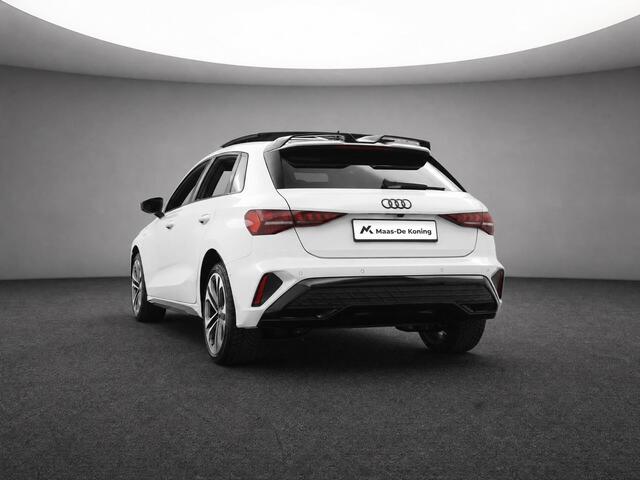 Audi A3 SPORTBACK 45 TFSIe 272pk S-tronic S edition Competition · Panoramadak · Camera · Carbon Achterspoiler · Leder · Elek. voorstoel · Matrix LED · 18'' Inch · Garantie t/m 29-07-2030 of 100.000km