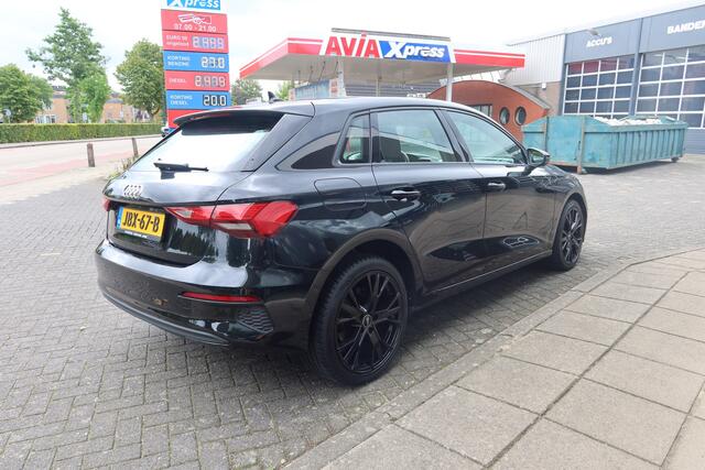 Audi A3 SPORTBACK 30 TFSI 110PK Business edition Automaat 22dkm !