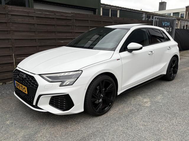 Audi A3 SPORTBACK 30 TFSI S edition / PANO / NAVI / CARPLAY / CAMERA / SLINE