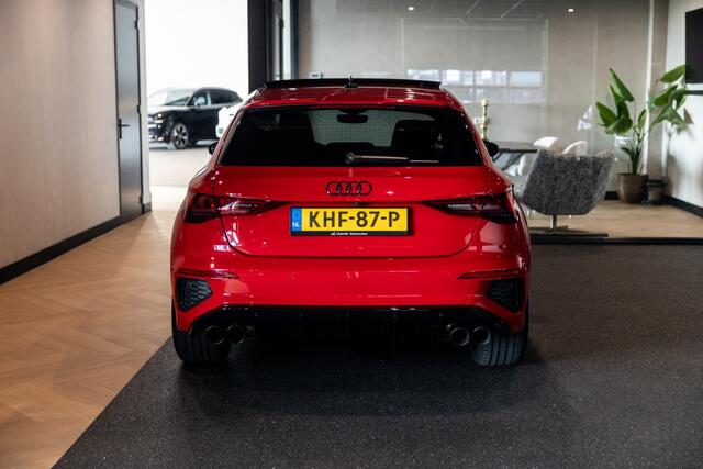 Audi A3 SPORTBACK 40 TFSI 3X S-LINE | PANO | B&O | ALC | SPORTUITLAAT