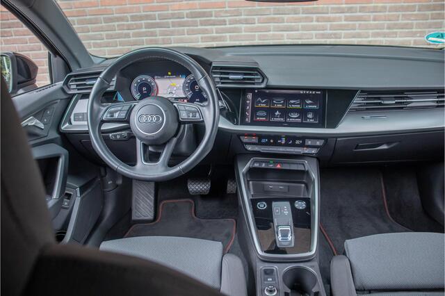 Audi A3 SPORTBACK 45 TFSI e 245pk S Line, Bang & Olufsen, Trekhaak, Stoelverwarming, Adaptive Cruise, PDC, Full LED.