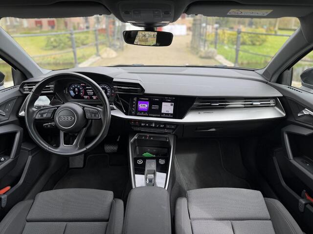 Audi A3 SPORTBACK 30 TFSI Advanced edition | Navi | LMV | PDC |