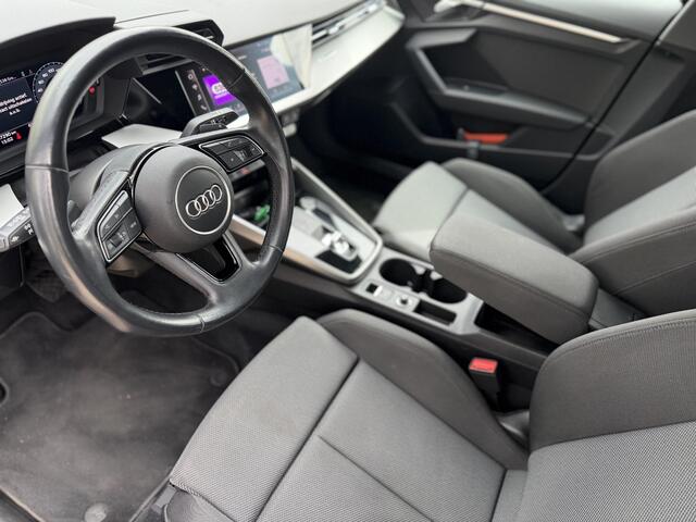 Audi A3 SPORTBACK 30 TFSI Advanced edition | Navi | LMV | PDC |