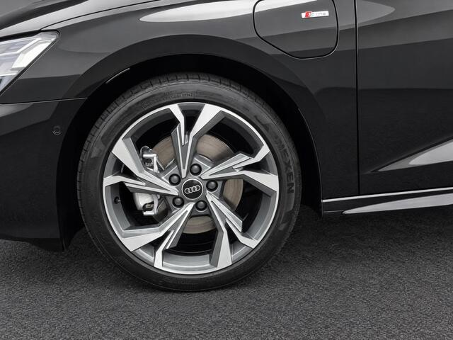 Audi A3 SPORTBACK 40 TFSI e S edition 204 PK · Assistentiepakket rijden en parkeren plus · Optiekpakket zwart plus · Lichtpakket plus ambient light · MEGA Sale