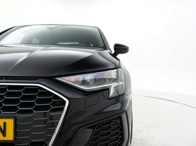 Audi A3 SPORTBACK 35 TFSI Business edition S-LINE - TREKHAAK - STOELVERWARMING