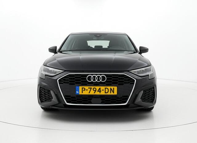 Audi A3 SPORTBACK 35 TFSI Business edition S-LINE - TREKHAAK - STOELVERWARMING