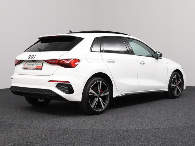 Audi A3 SPORTBACK 45 TFSI e S edition Competition | Panoramadak | Camera | ACC!